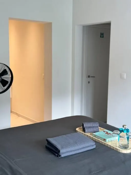 דירות Grote Kamer In Centrum Brugge בלגיה
