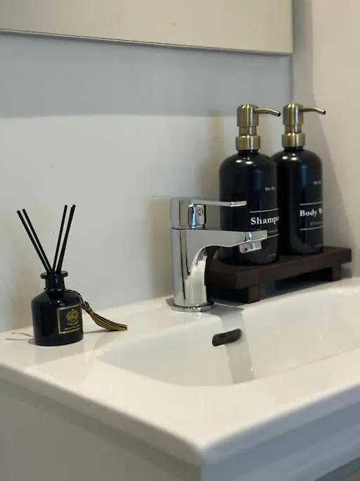 דירות Grote Kamer In Centrum Brugge ברוז'